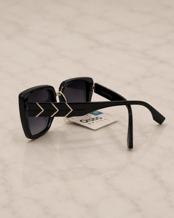CHANEL Sunglasses Black
